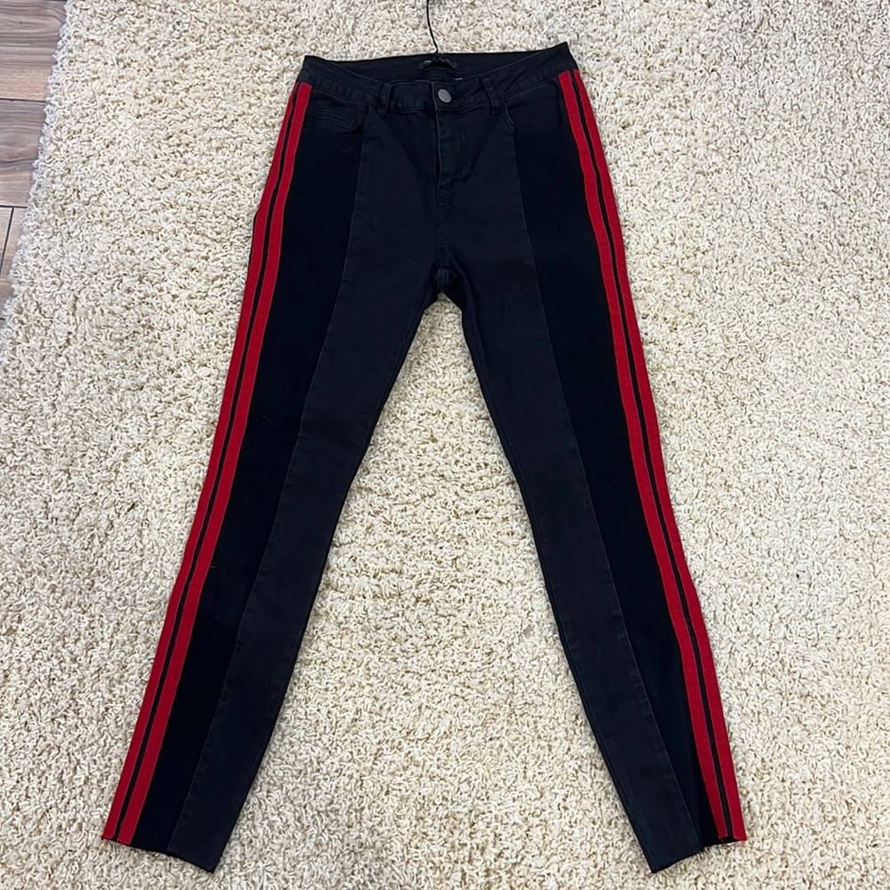 Romeo + Juliet Couture Jeans